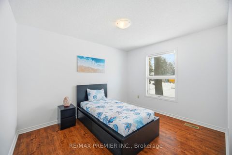 Photo 21 at 752 Pinegrove Avenue, Rural Innisfil, Innisfil