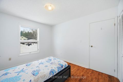 Photo 23 at 752 Pinegrove Avenue, Rural Innisfil, Innisfil