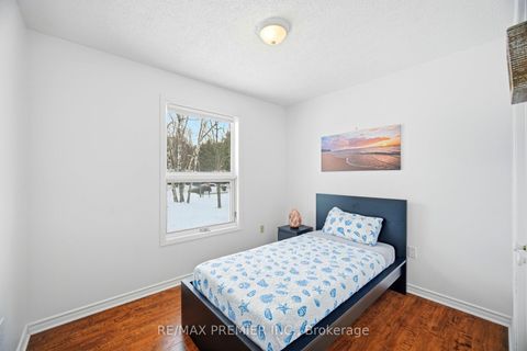 Photo 24 at 752 Pinegrove Avenue, Rural Innisfil, Innisfil