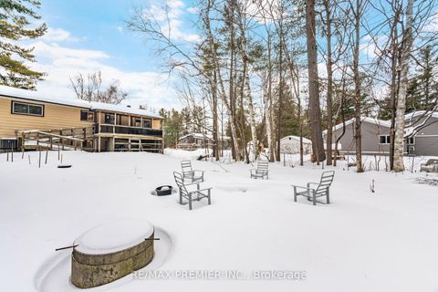 Photo 45 at 752 Pinegrove Avenue, Rural Innisfil, Innisfil