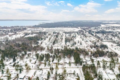 Photo 49 at 752 Pinegrove Avenue, Rural Innisfil, Innisfil