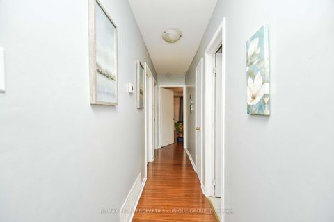 Photo 13 at 7001 Chigwel Court, Malton, Mississauga