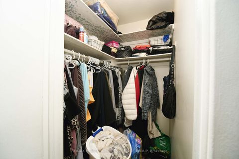 Photo 17 at 7001 Chigwel Court, Malton, Mississauga