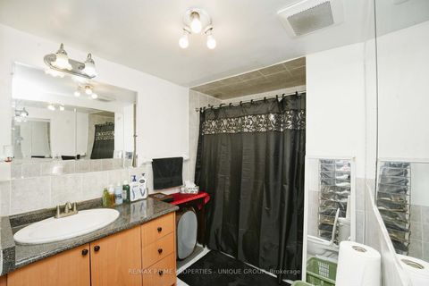 Photo 33 at 7001 Chigwel Court, Malton, Mississauga