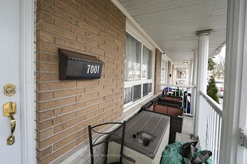 Photo 43 at 7001 Chigwel Court, Malton, Mississauga