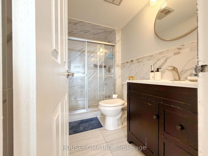 Photo 13 at 1103 - 8 Lisa Street, Queen Street Corridor, Brampton