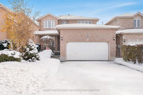 Photo 0 at 25 Dunnett Drive, Ardagh, Barrie