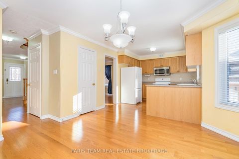 Photo 10 at 25 Dunnett Drive, Ardagh, Barrie
