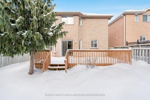 Photo 38 at 25 Dunnett Drive, Ardagh, Barrie