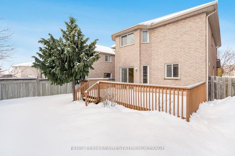 Photo 39 at 25 Dunnett Drive, Ardagh, Barrie
