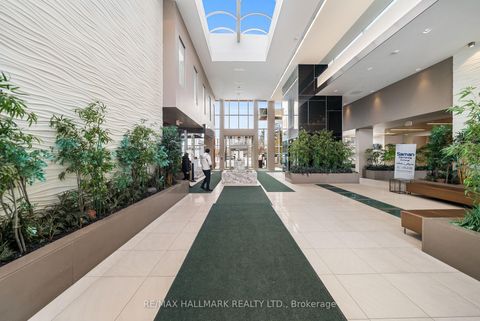 Photo 3 at PH6 - 9600 Yonge Street, North Richvale, Richmond Hill