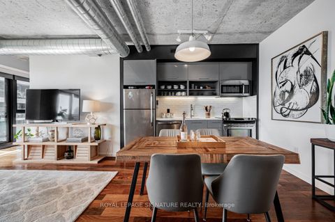 Photo 4 at 405 - 51 Trolley Crescent, Moss Park, Toronto