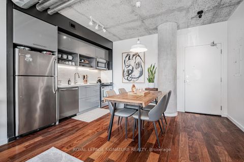 Photo 8 at 405 - 51 Trolley Crescent, Moss Park, Toronto