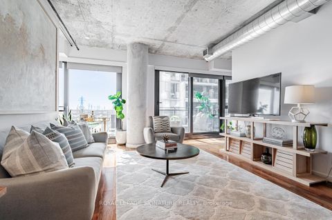 Photo 11 at 405 - 51 Trolley Crescent, Moss Park, Toronto