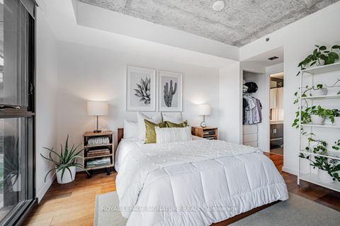 Photo 13 at 405 - 51 Trolley Crescent, Moss Park, Toronto