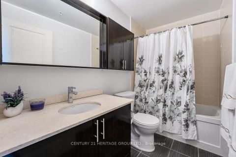 Photo 6 at 406 - 85 North Park Road, Beverley Glen, Vaughan