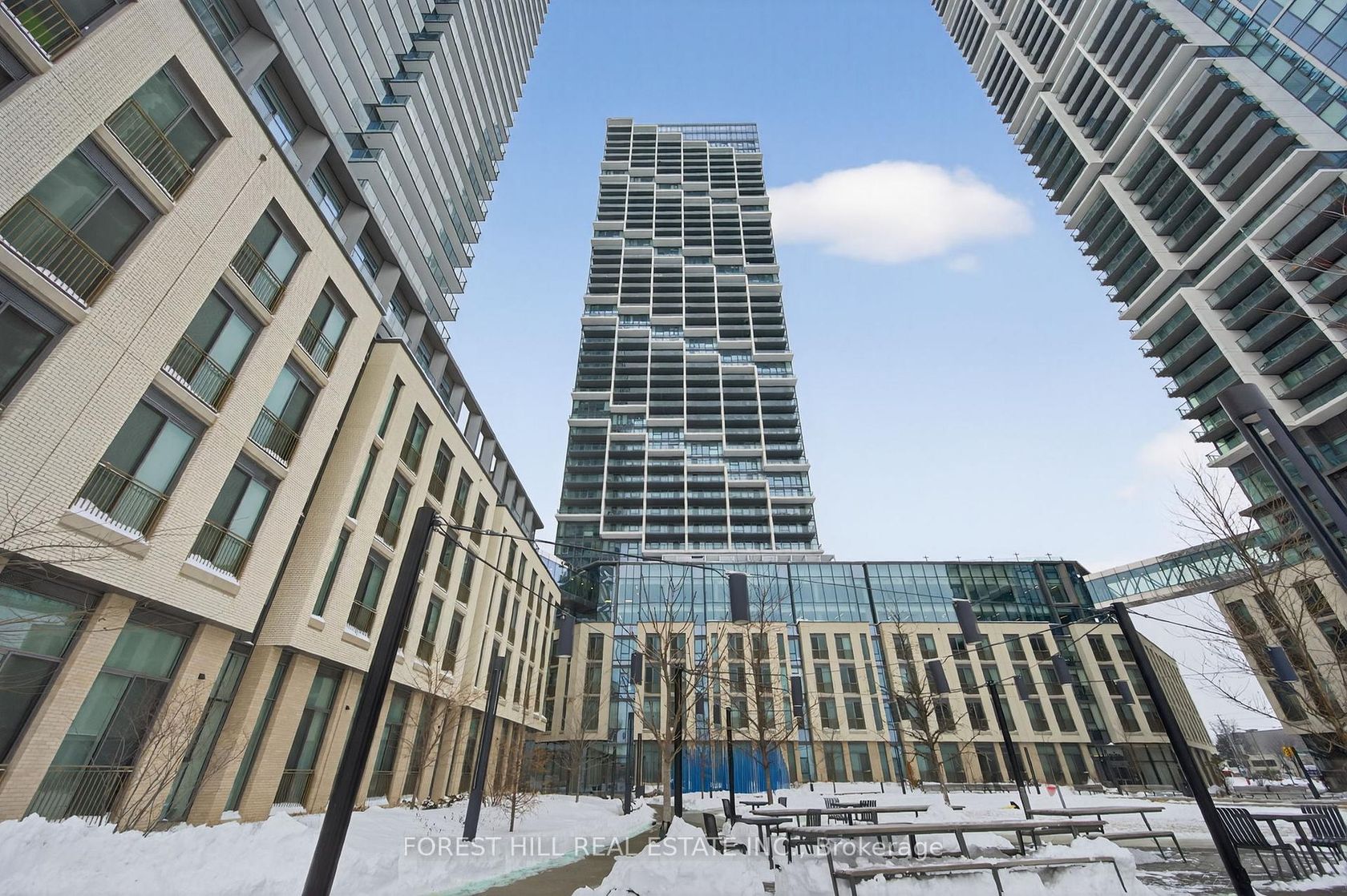 306 - 1000 Portage Parkway, Vaughan Corporate Centre, Vaughan photo number 2