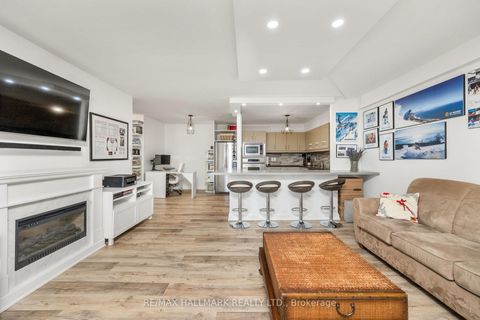 Photo 15 at 203 - 212 St George Street, Annex, Toronto