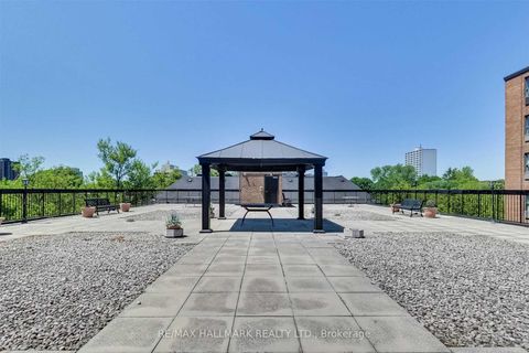 Photo 31 at 203 - 212 St George Street, Annex, Toronto