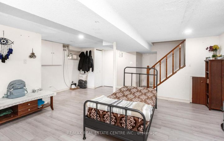 Photo 27 at 1 Tindale Road, Madoc, Brampton