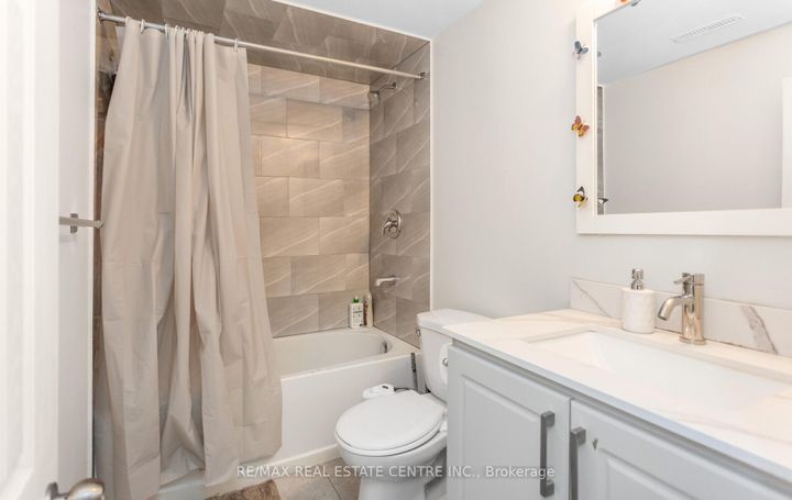 Photo 30 at 1 Tindale Road, Madoc, Brampton