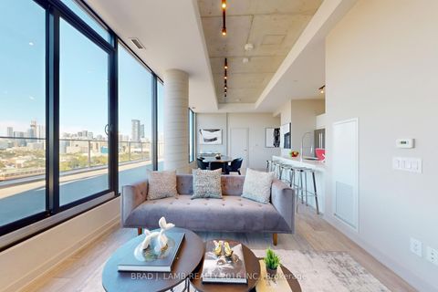 Photo 3 at 1701 - 458 Richmond Street W, Waterfront Communities C1, Toronto