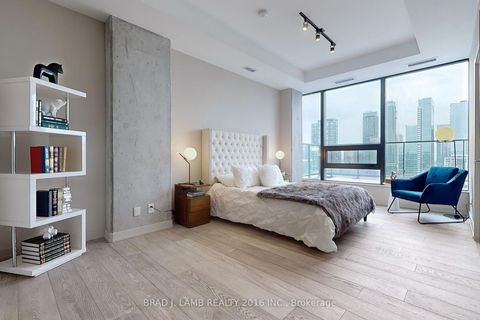Photo 17 at 1702 - 458 Richmond Street W, Waterfront Communities C1, Toronto