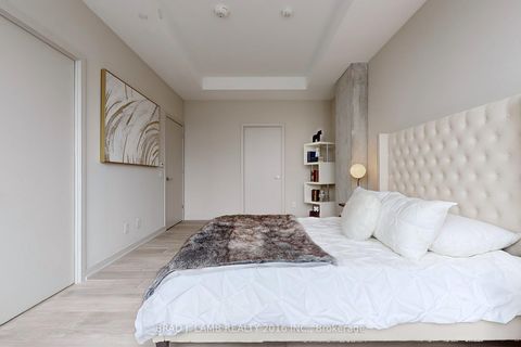 Photo 20 at 1702 - 458 Richmond Street W, Waterfront Communities C1, Toronto