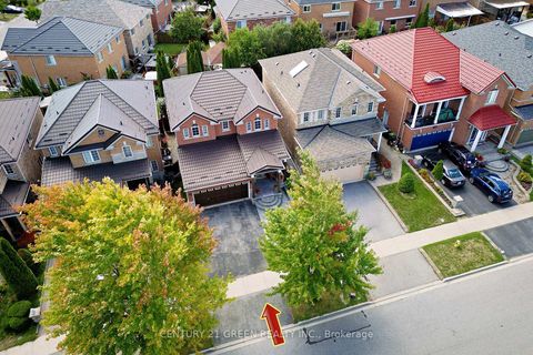 Photo 3 at 8 Lampman Drive, Morningside, Toronto