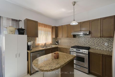 Photo 13 at 8 Lampman Drive, Morningside, Toronto