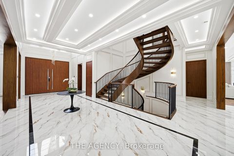 Photo 2 at 221 Burton Grove, King City, King