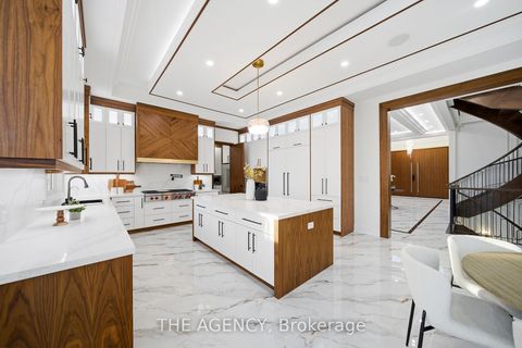 Photo 10 at 221 Burton Grove, King City, King