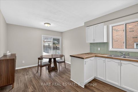 Photo 10 at 30 Mcveigh Drive, Northwest, Barrie