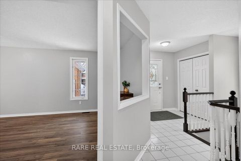 Photo 15 at 30 Mcveigh Drive, Northwest, Barrie