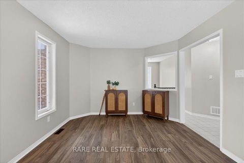 Photo 18 at 30 Mcveigh Drive, Northwest, Barrie