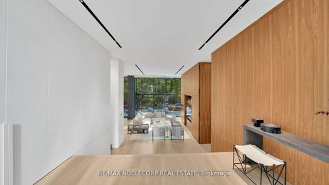 Photo 4 at 7 Waxwing Place, Don Mills, Toronto