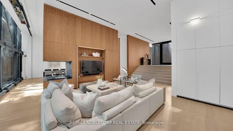 Photo 5 at 7 Waxwing Place, Don Mills, Toronto