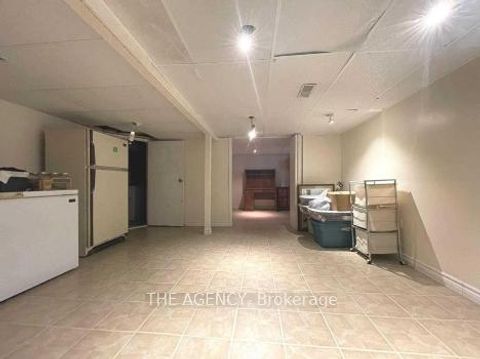 Photo 12 at 56 Sylvan Crescent, Oak Ridges Lake Wilcox, Richmond Hill