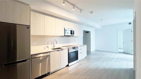 Photo 3 at 819 - 50 Power Street, Moss Park, Toronto