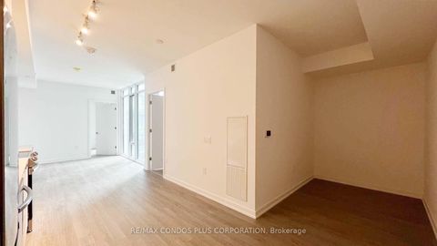 Photo 5 at 819 - 50 Power Street, Moss Park, Toronto