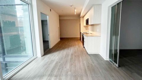 Photo 7 at 819 - 50 Power Street, Moss Park, Toronto