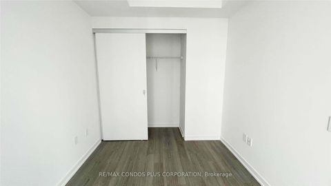 Photo 13 at 819 - 50 Power Street, Moss Park, Toronto