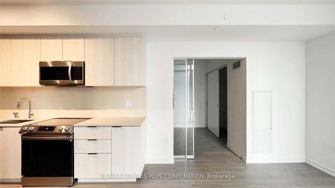 Photo 14 at 819 - 50 Power Street, Moss Park, Toronto