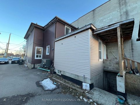 Photo 27 at 4 Locust Street, Mount Dennis, Toronto