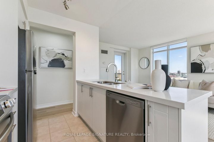 Photo 6 at 1307 - 18 Kenaston Gardens, Bayview Village, Toronto