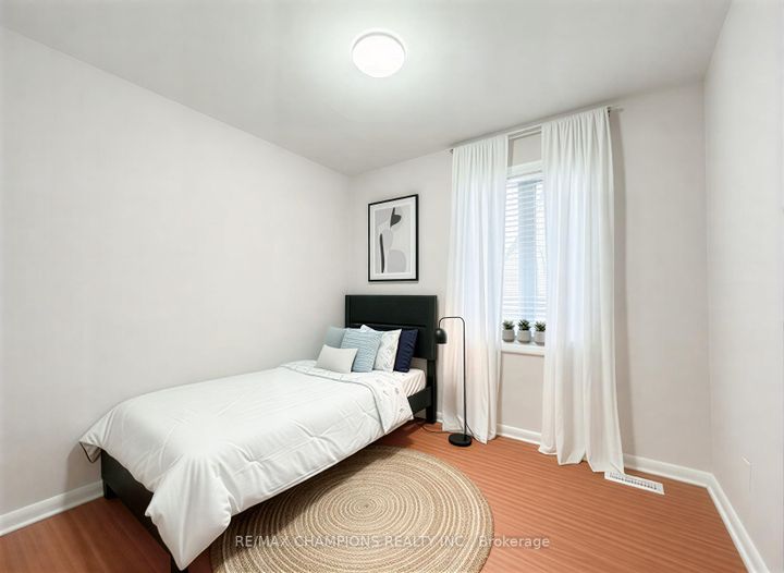 Photo 9 at 68 Nanwood Drive, Bram East, Brampton