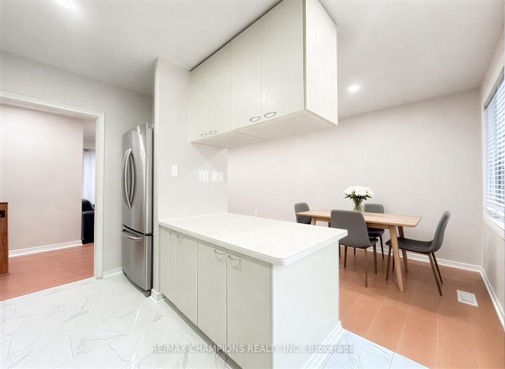 Photo 17 at 68 Nanwood Drive, Bram East, Brampton