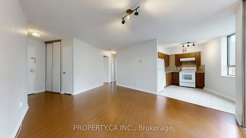 Photo 6 at 1606 - 260 Queens Quay W, Waterfront Communities C1, Toronto