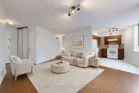 Photo 7 at 1606 - 260 Queens Quay W, Waterfront Communities C1, Toronto