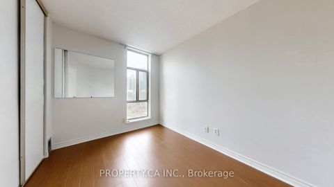 Photo 14 at 1606 - 260 Queens Quay W, Waterfront Communities C1, Toronto